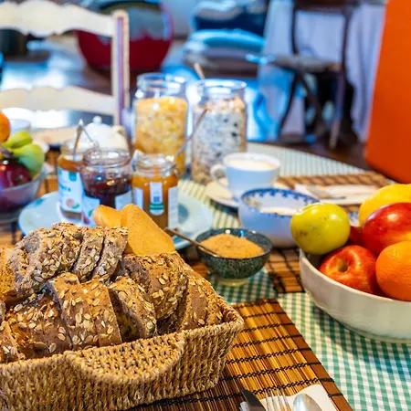 Alojamento de Acomodação e Pequeno-almoço Downtown