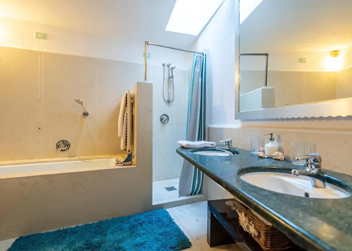 Downtown 3* 巴萨诺－德尔格拉帕