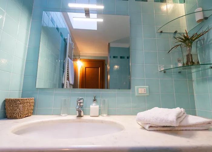 Downtown 3* 巴萨诺－德尔格拉帕