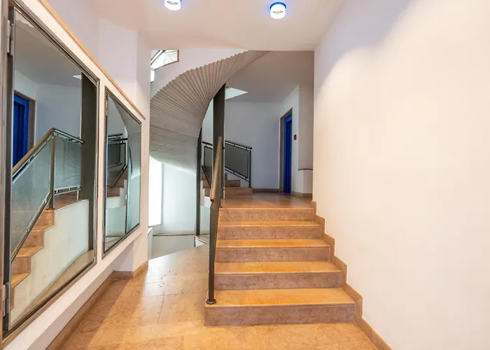 Downtown 巴萨诺－德尔格拉帕