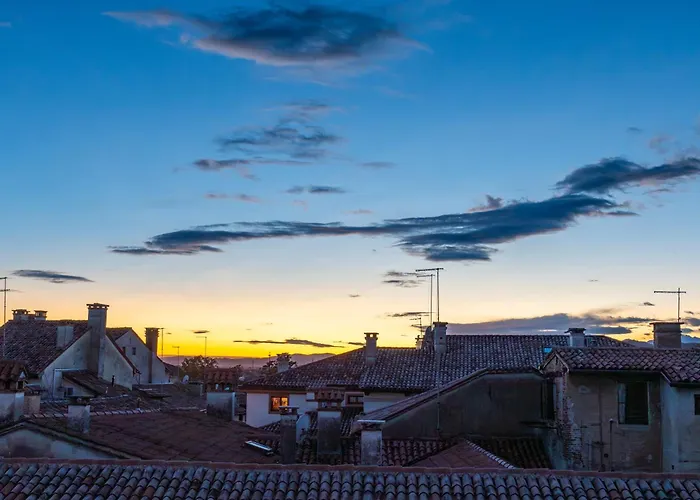 Downtown 住宿加早餐酒店 巴萨诺－德尔格拉帕
