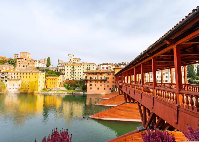 Downtown 巴萨诺－德尔格拉帕